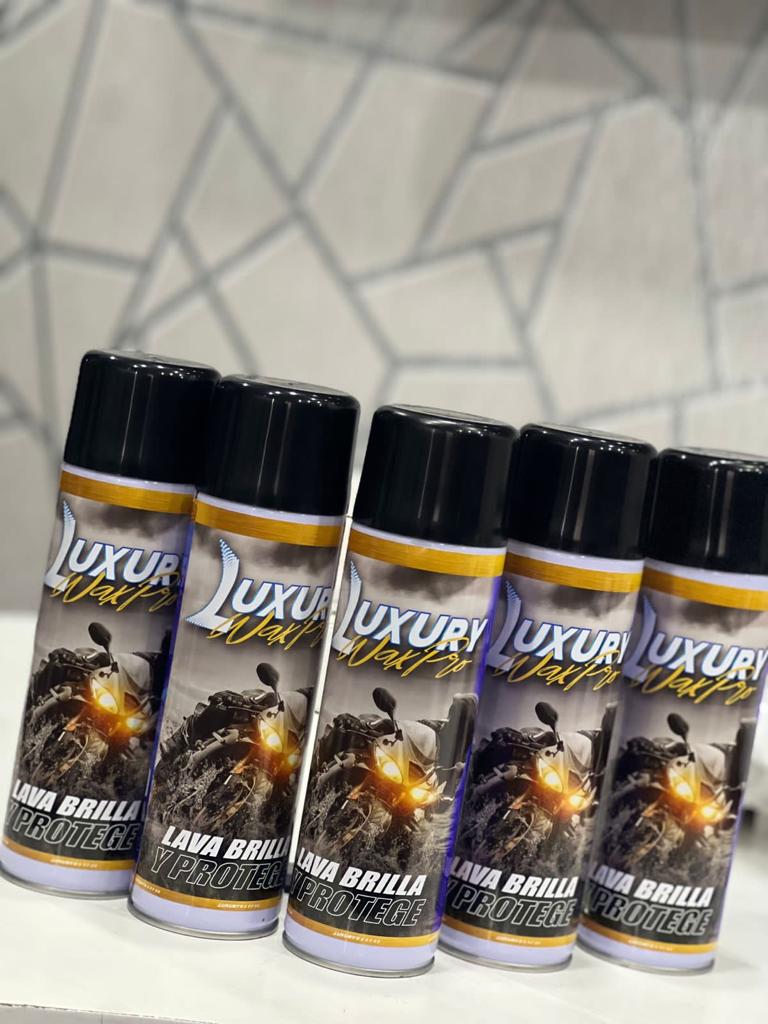 LUXURY LAVA Y BRILLA SIN ESFUERZO